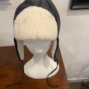 Men's Black and White Aviator Hat